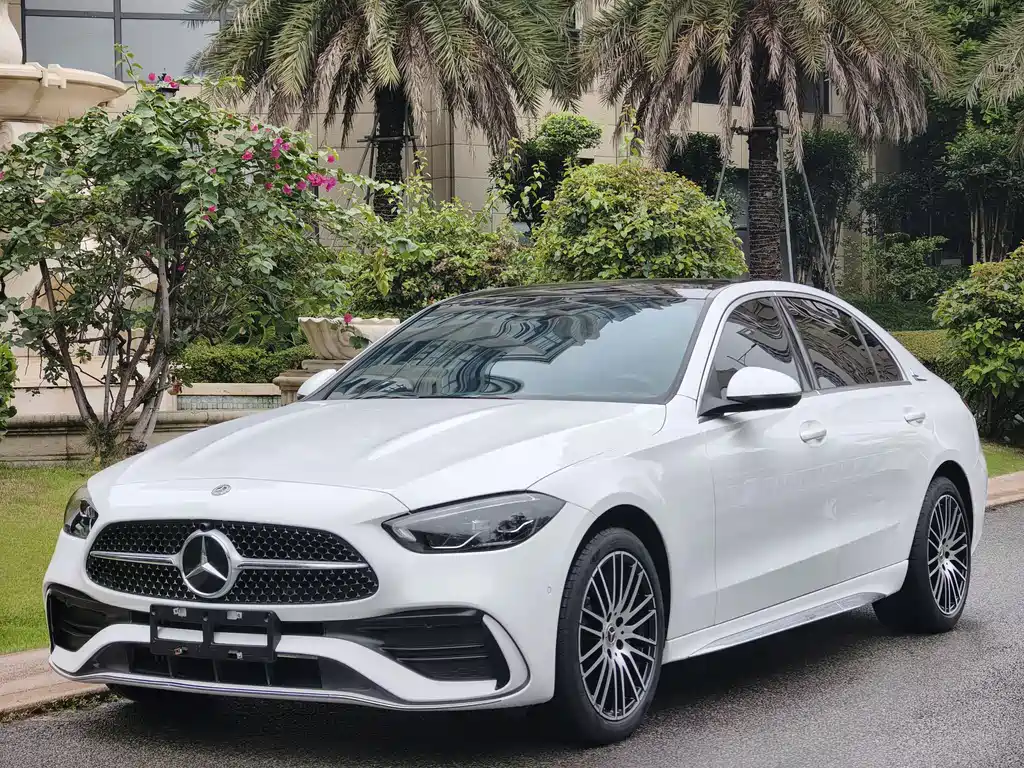 Mercedes-Benz C-Class 2022 — фото 1