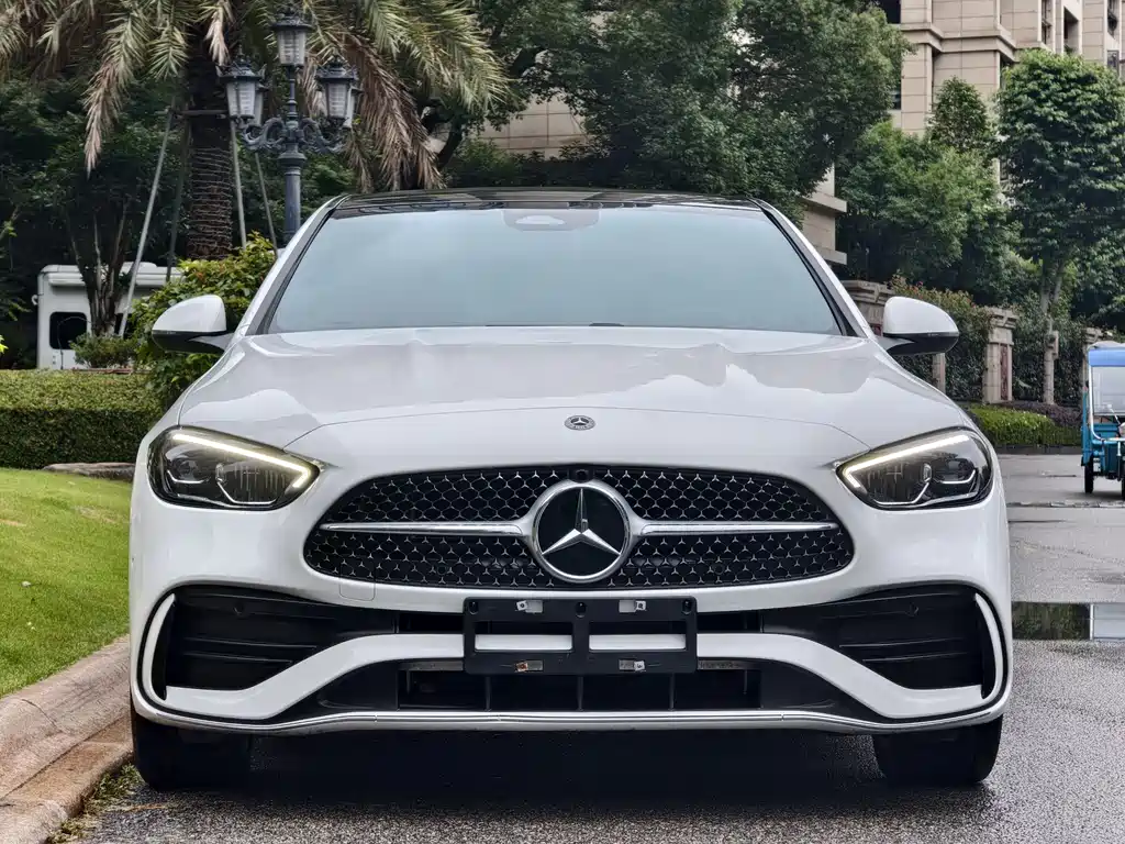 Mercedes-Benz C-Class 2022 — фото 2