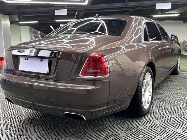 Rolls-Royce Ghost 2012