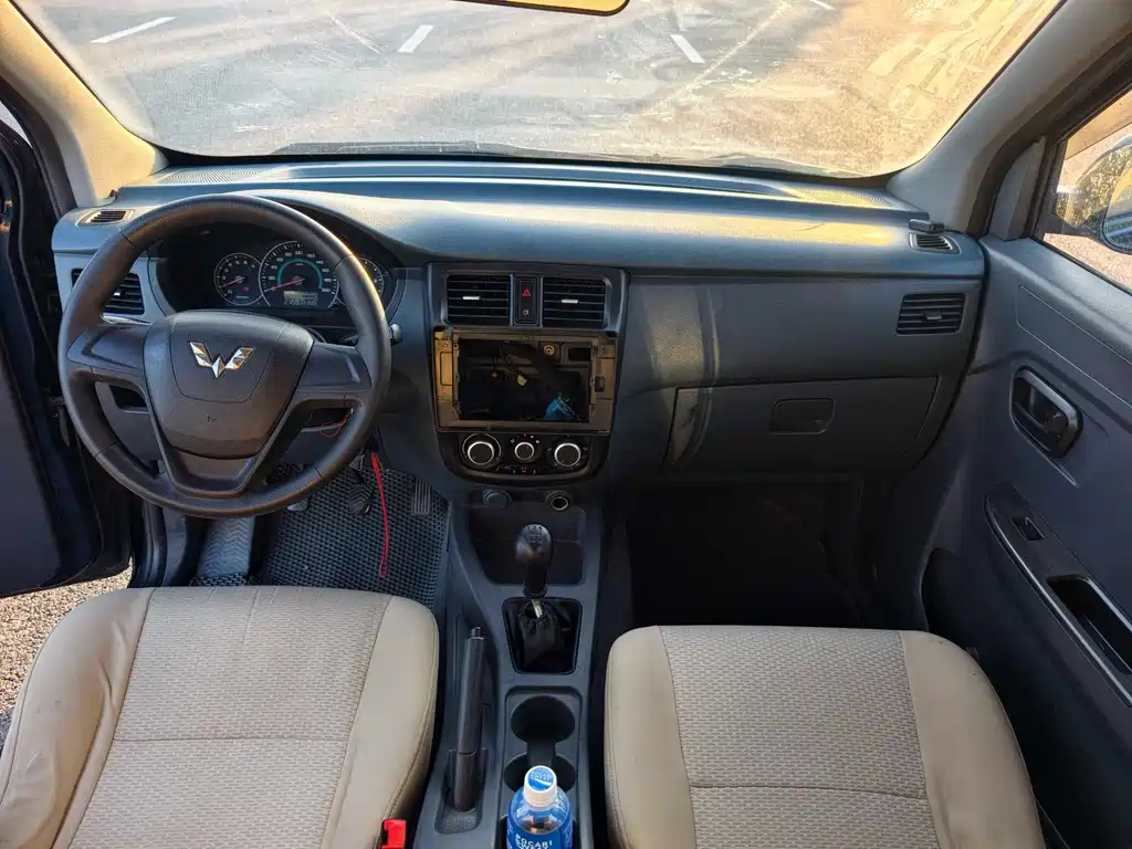Wuling Rongguang V 2015 — фото 12