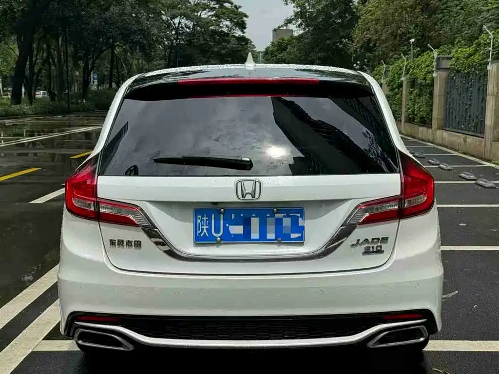 Honda Jade 2017 — фото 5