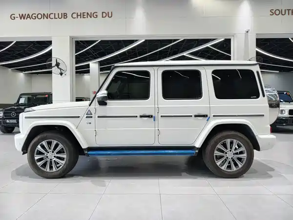 Mercedes-Benz G-Class 2024