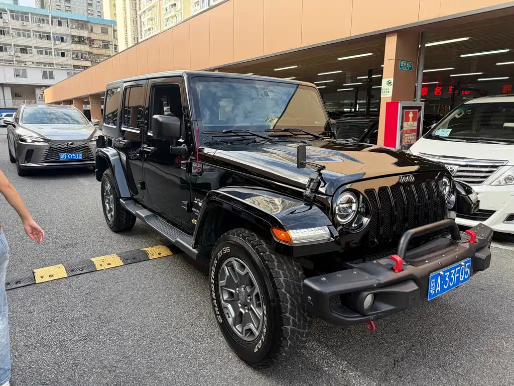 Jeep Wrangler 2018 — фото 6