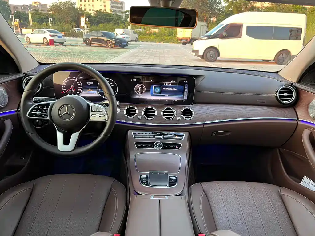 Mercedes-Benz E-Class 2020 — фото 7