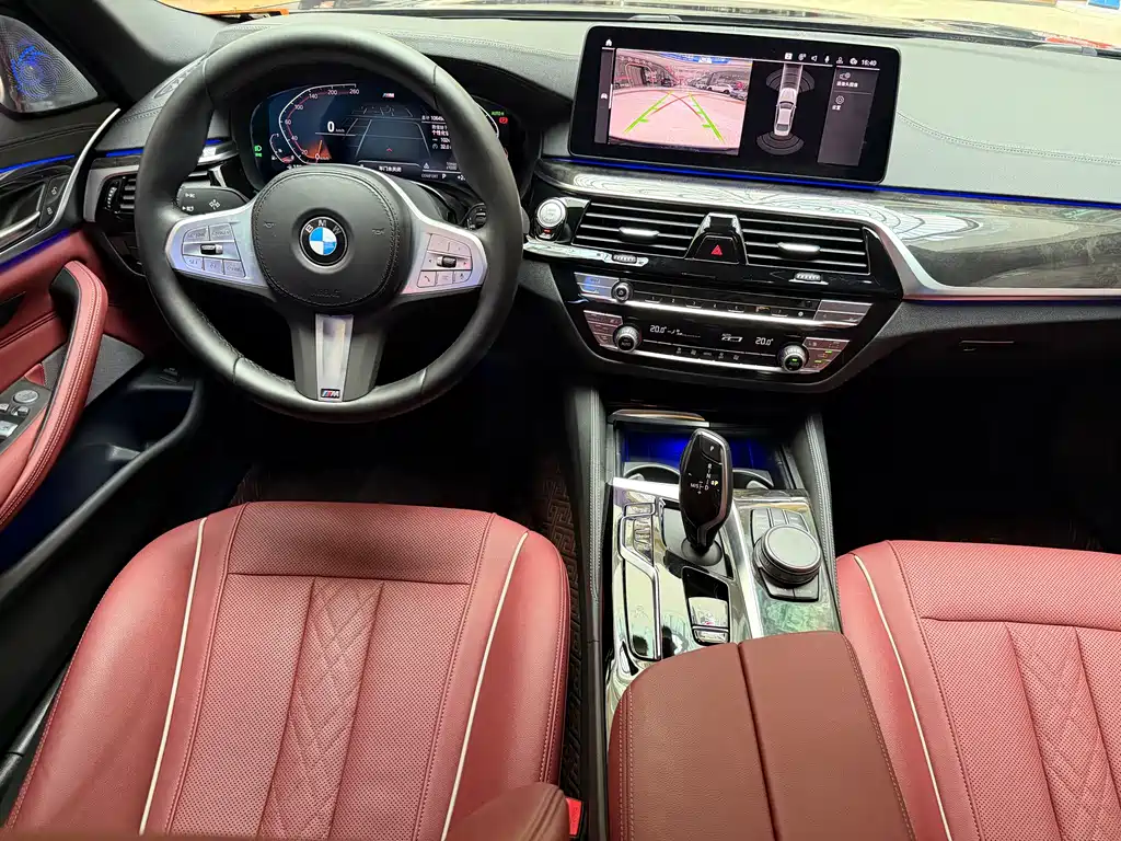 BMW 5 Series 2023 — фото 15