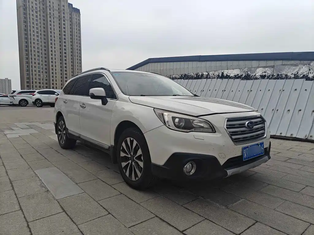 Subaru Outback 2015 — фото 3