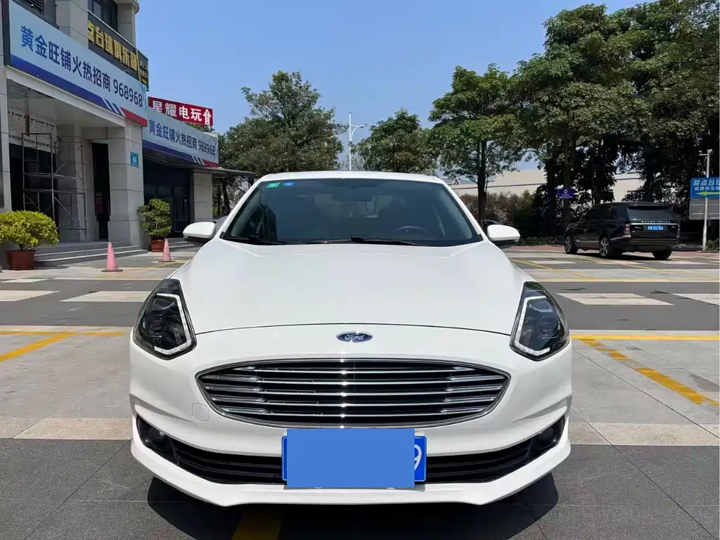 Ford Forrest 2019