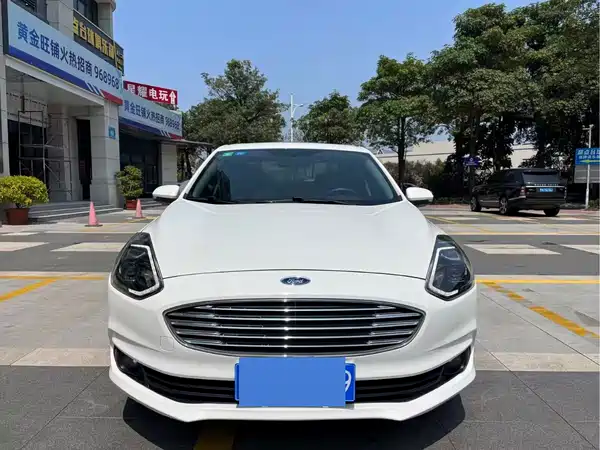 Ford Escort 2019