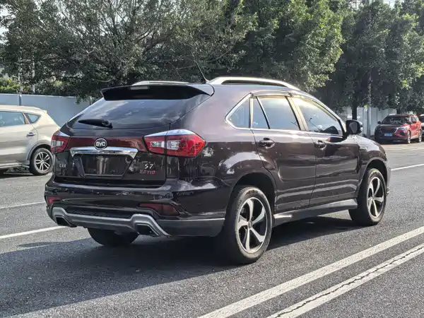BYD S7 2016