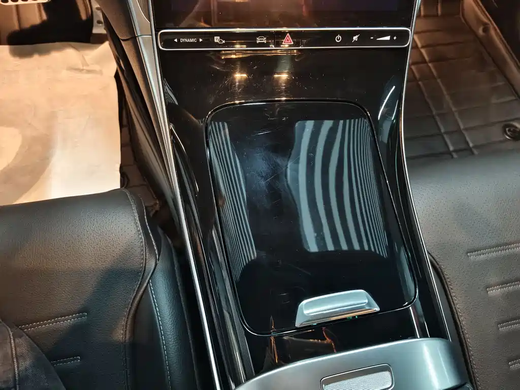 Mercedes-Benz C-Class 2023 — фото 9