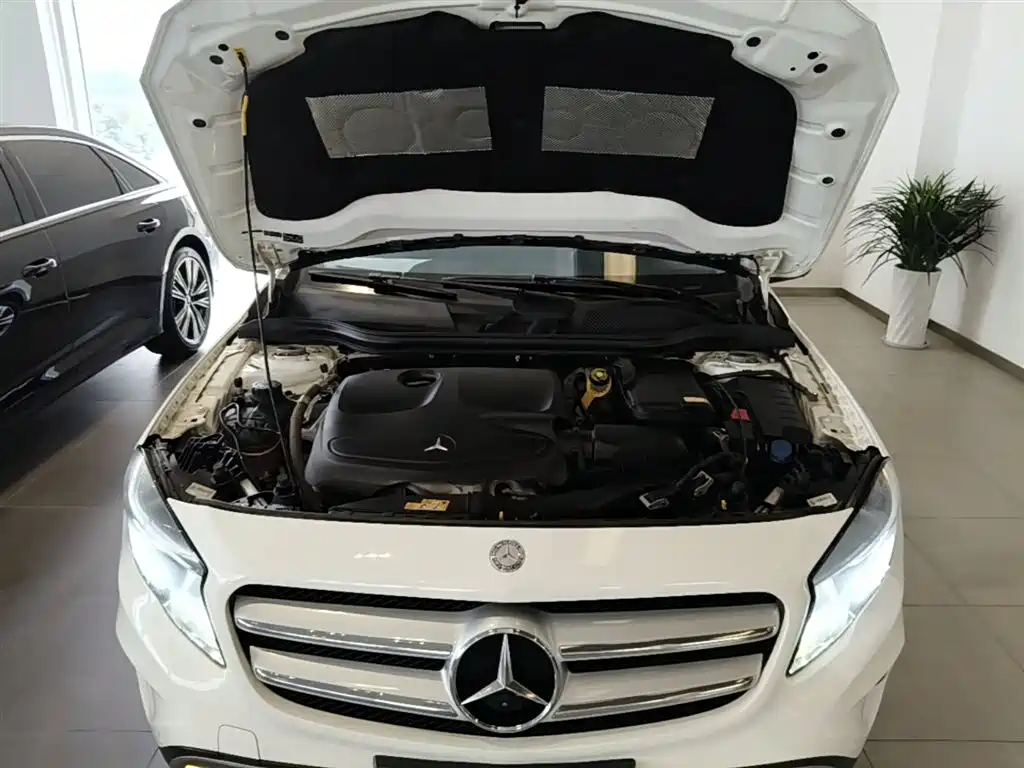 Mercedes-Benz GLA 2016 — фото 20