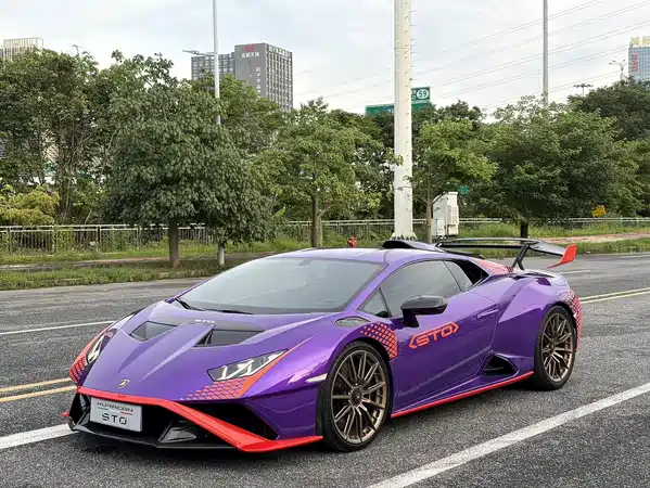 Lamborghini Huracan 2023
