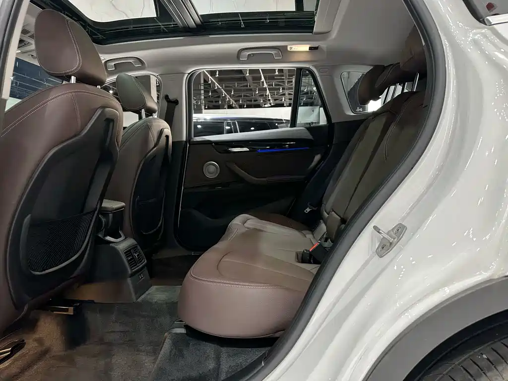 BMW X1 2022 — фото 15