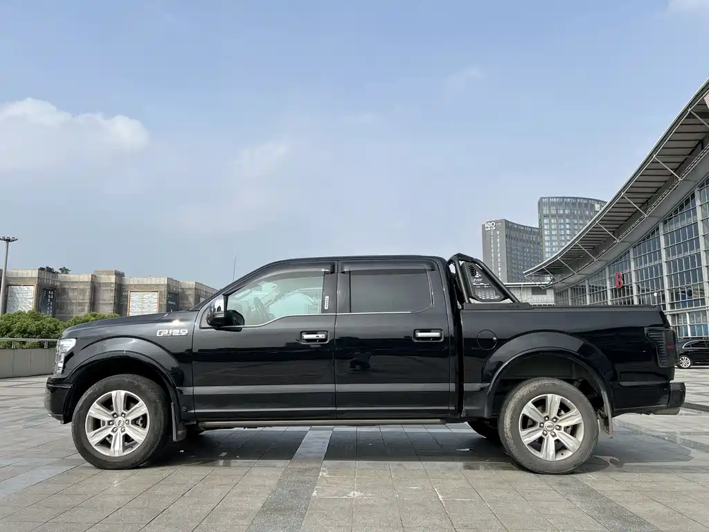 Ford F-150 Raptor 2021 — фото 7