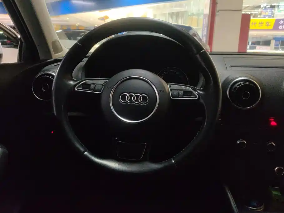 Audi A3 2017 — фото 15