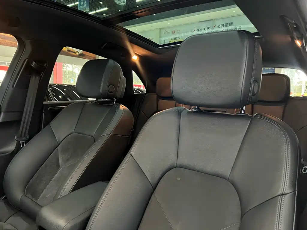 Porsche Macan 2019 — фото 14