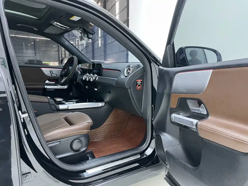 Mercedes-Benz GLB 2021 — фото 31