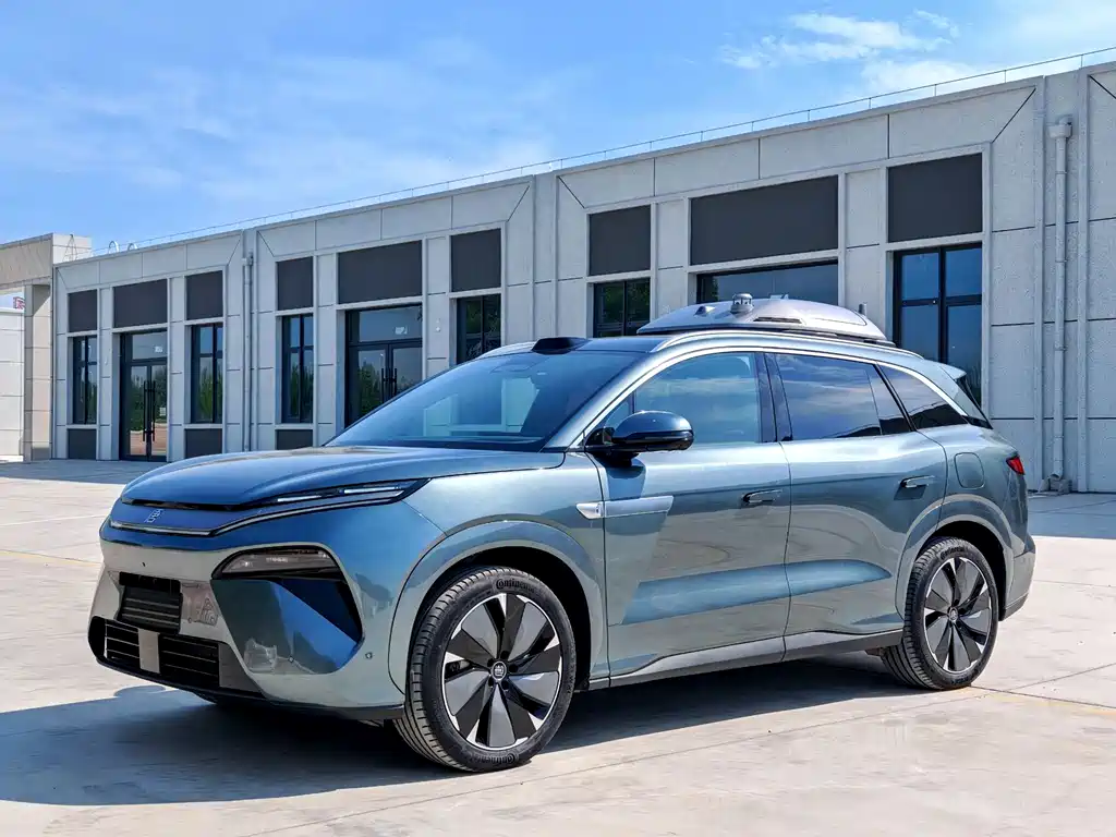BYD Tang L 2025