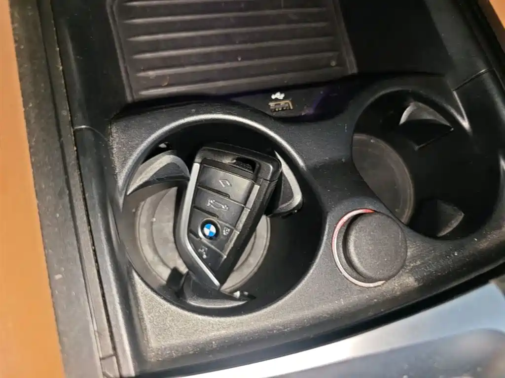 BMW 6 Series GT 2020 — фото 9