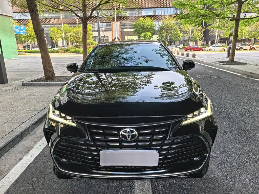 Toyota Avalon 2023 — фото 2