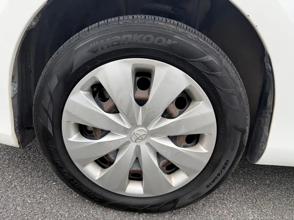 Toyota Yaris L 2019 — фото 14