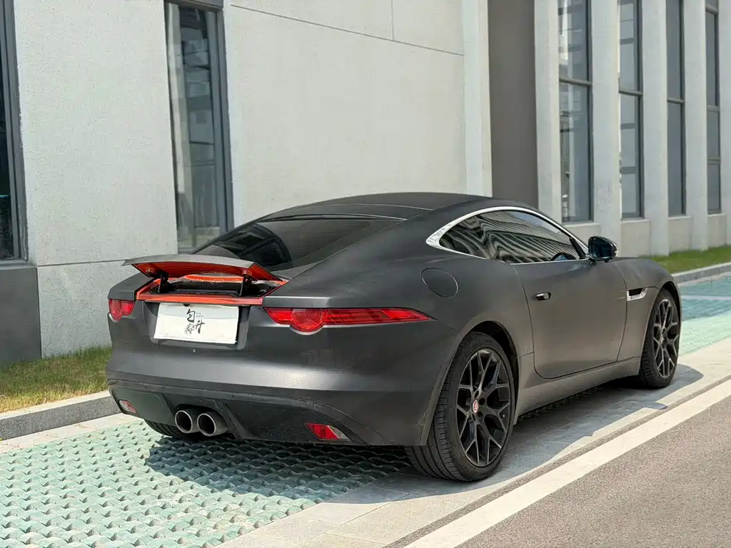 Jaguar F-TYPE 2016 — фото 6