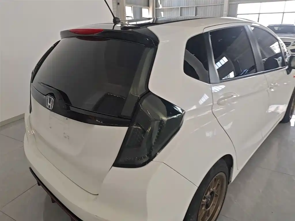 Honda Fit 2019 — фото 8