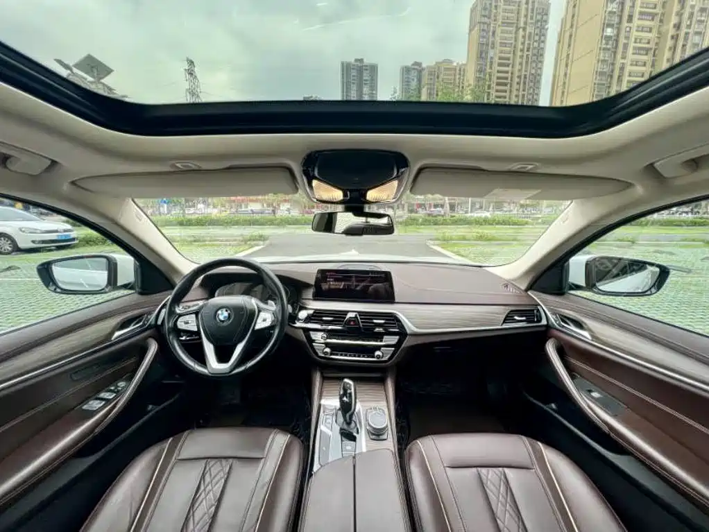 BMW 5 Series 2020
