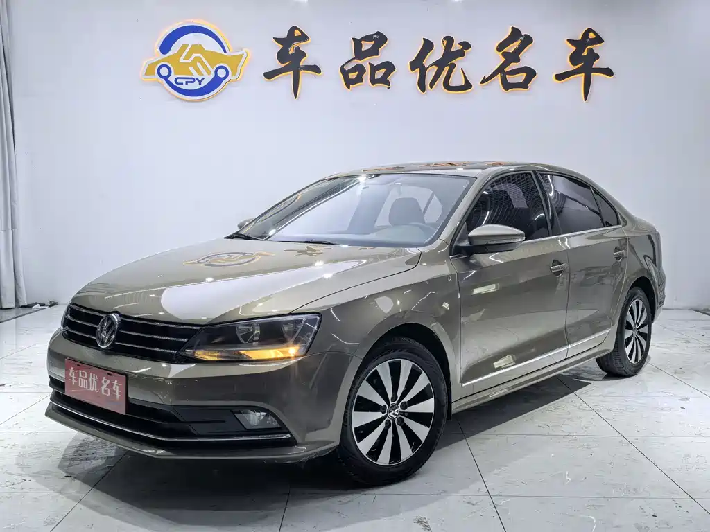 Volkswagen Sagitar 2017
