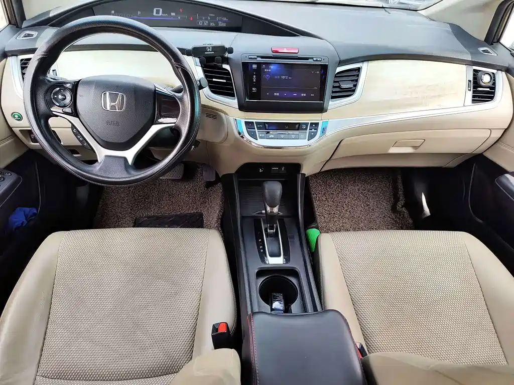 Honda Jade 2014 — фото 4