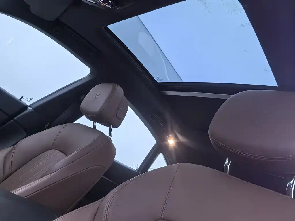 Maserati Levante 2018 — фото 14