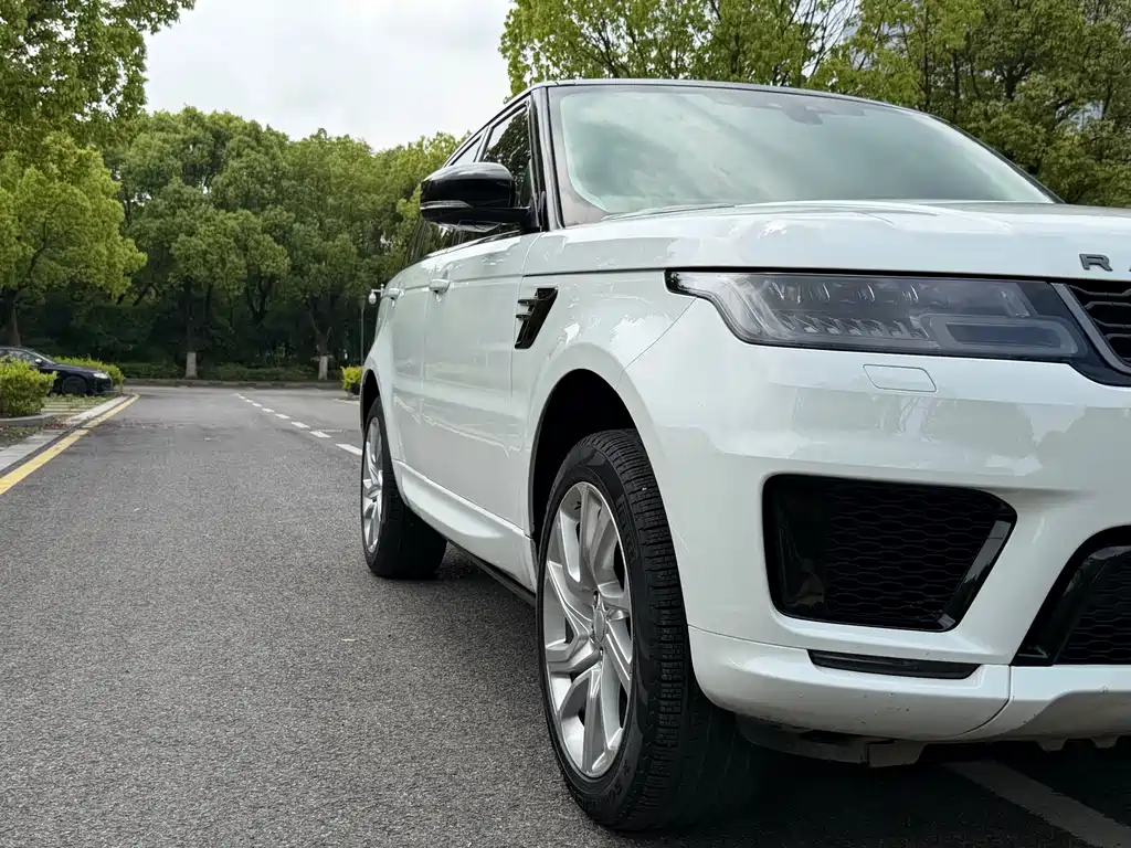 Land Rover Sport 2019 — фото 22