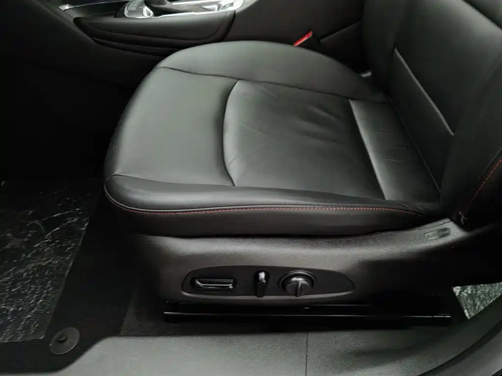 Chevrolet Malibu XL 2020 — фото 20