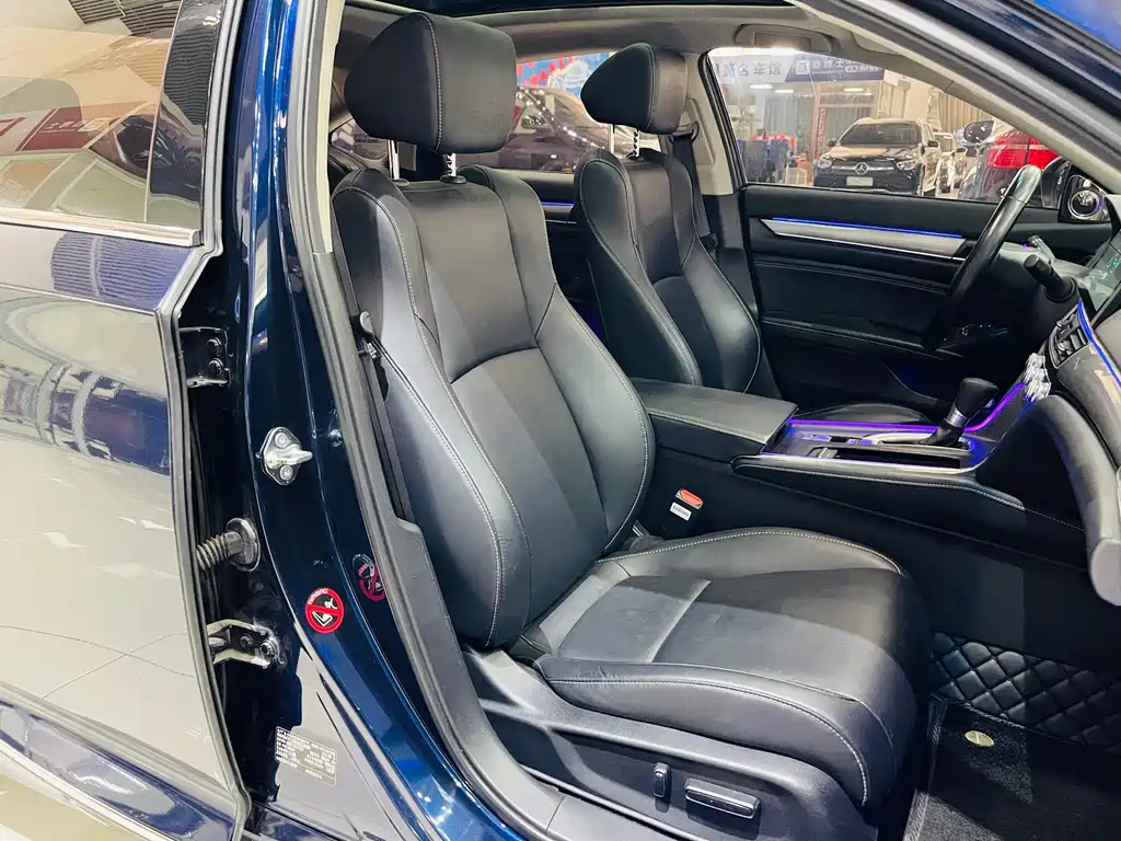 Honda Inspire 2020 — фото 15
