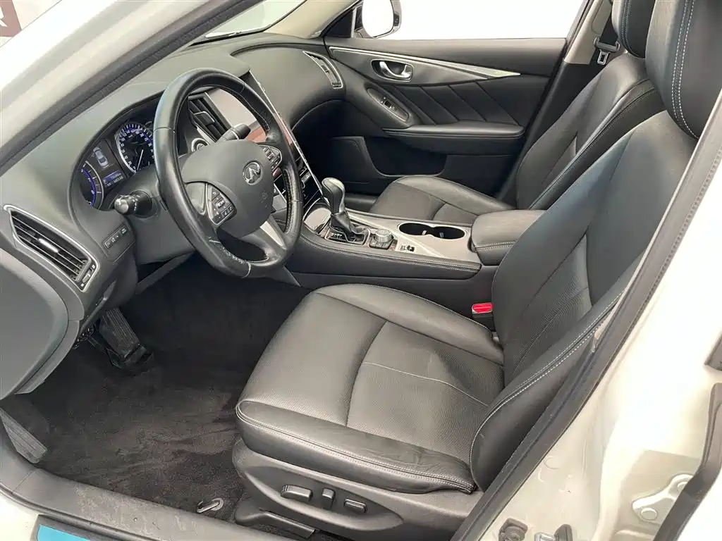 Infiniti Q50L 2016