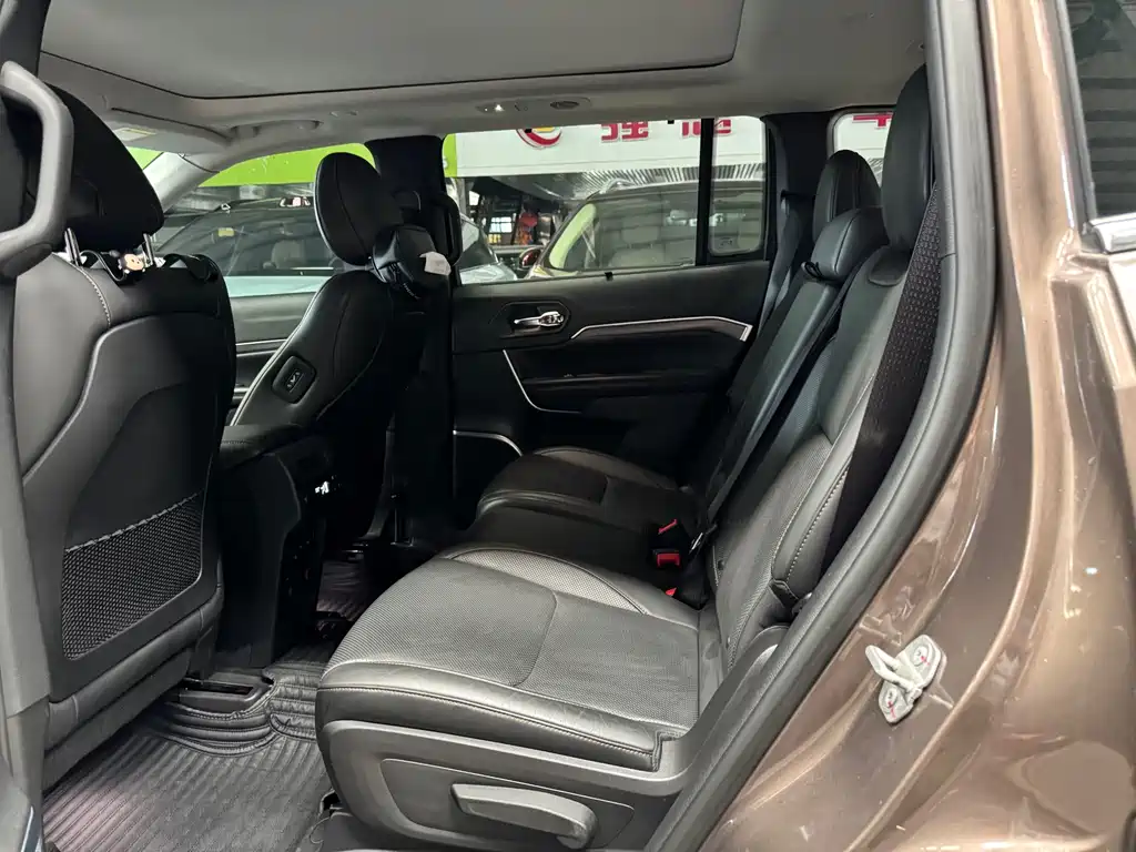 Jeep Grand Commander 2019 — фото 11
