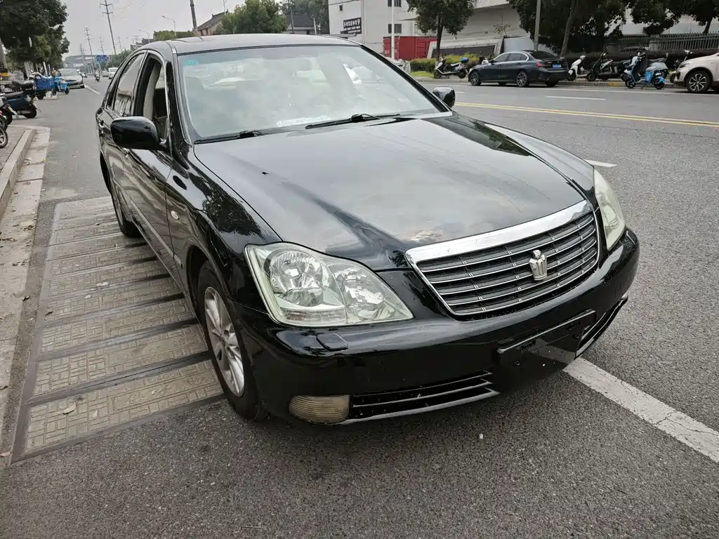 Toyota Crown 2006