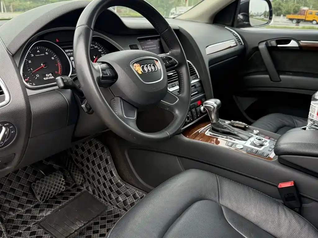 Audi Q7 2015