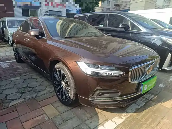 Volvo S90 2021