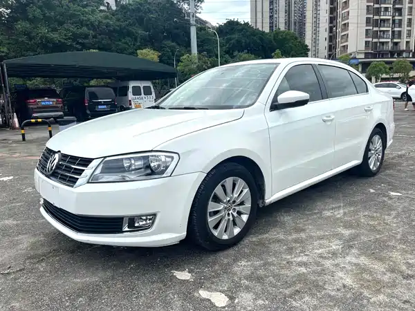 Volkswagen Lavida 2013