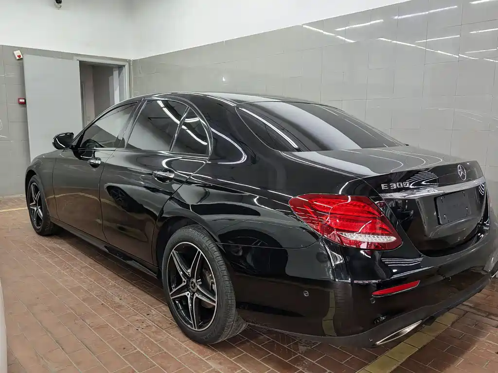 Mercedes-Benz E-Class 2018