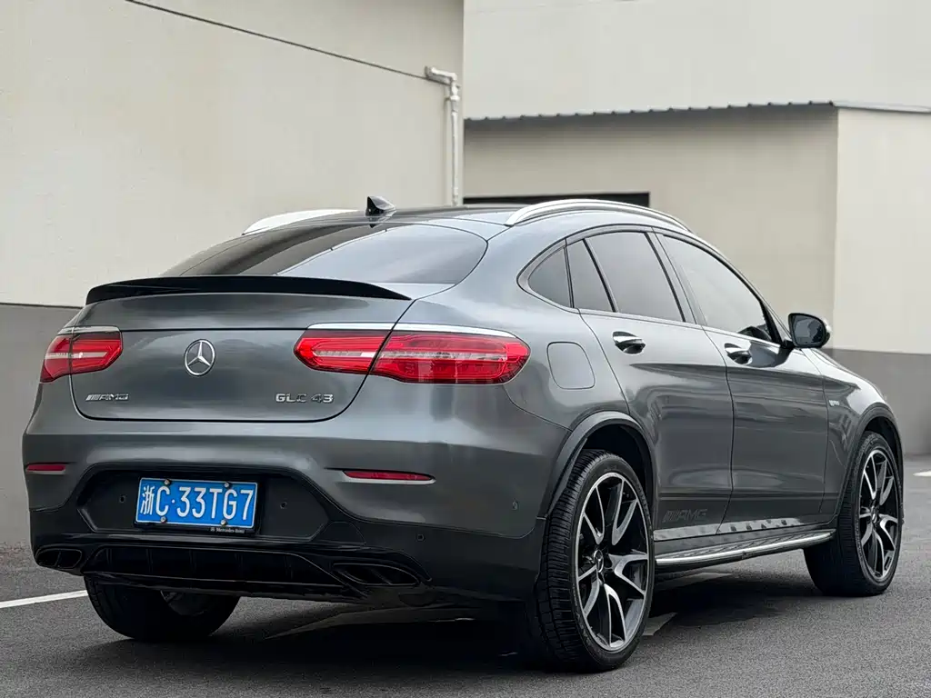 Mercedes-Benz GLC Coupe AMG 2018 — фото 5