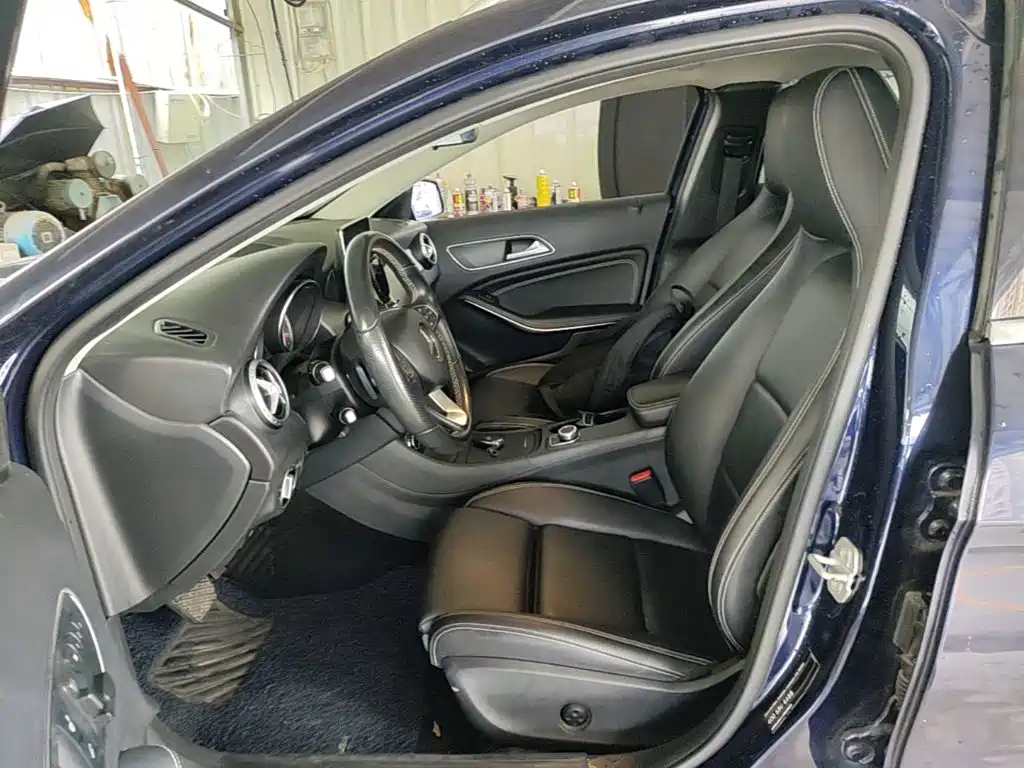 Mercedes-Benz GLA 2017 — фото 15
