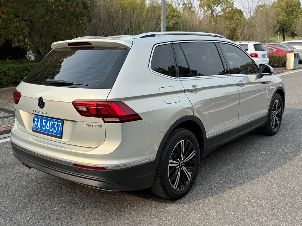 Volkswagen Tiguan L 2021