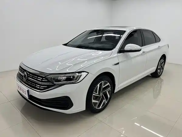 Volkswagen Sagitar 2022
