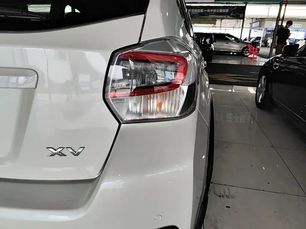 Subaru XV 2016 — фото 8