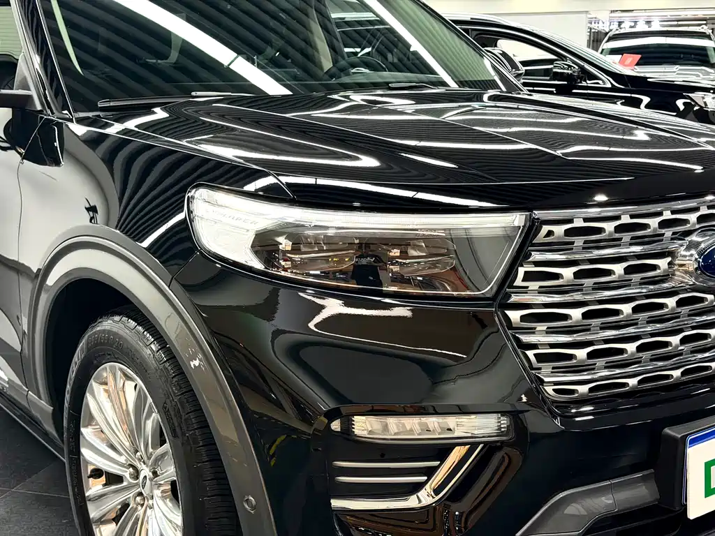 Ford Explorer 2022 — фото 14