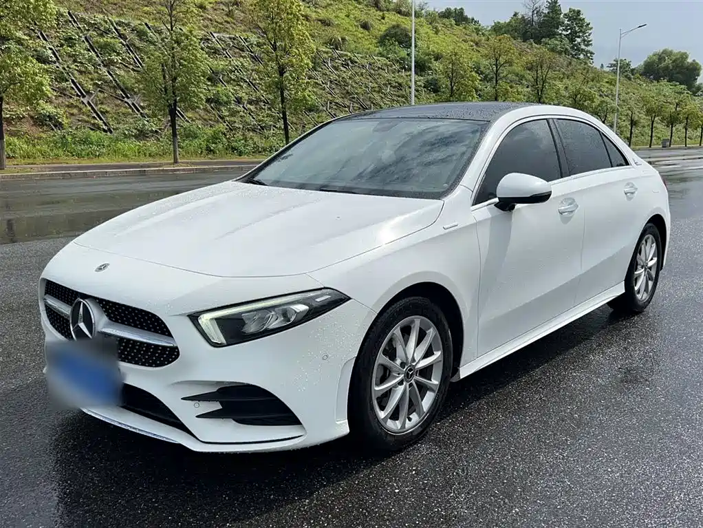 Mercedes-Benz A-Class 2021 — фото 23
