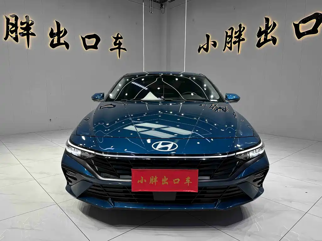 Hyundai Elantra 2023