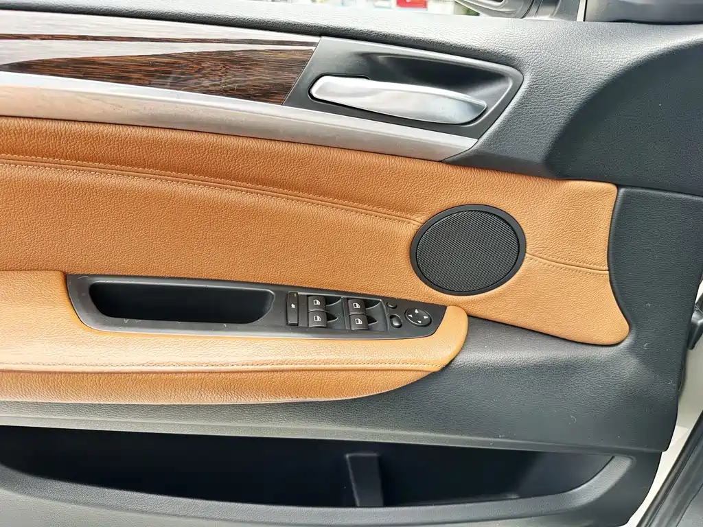 BMW X6 2013 — фото 12